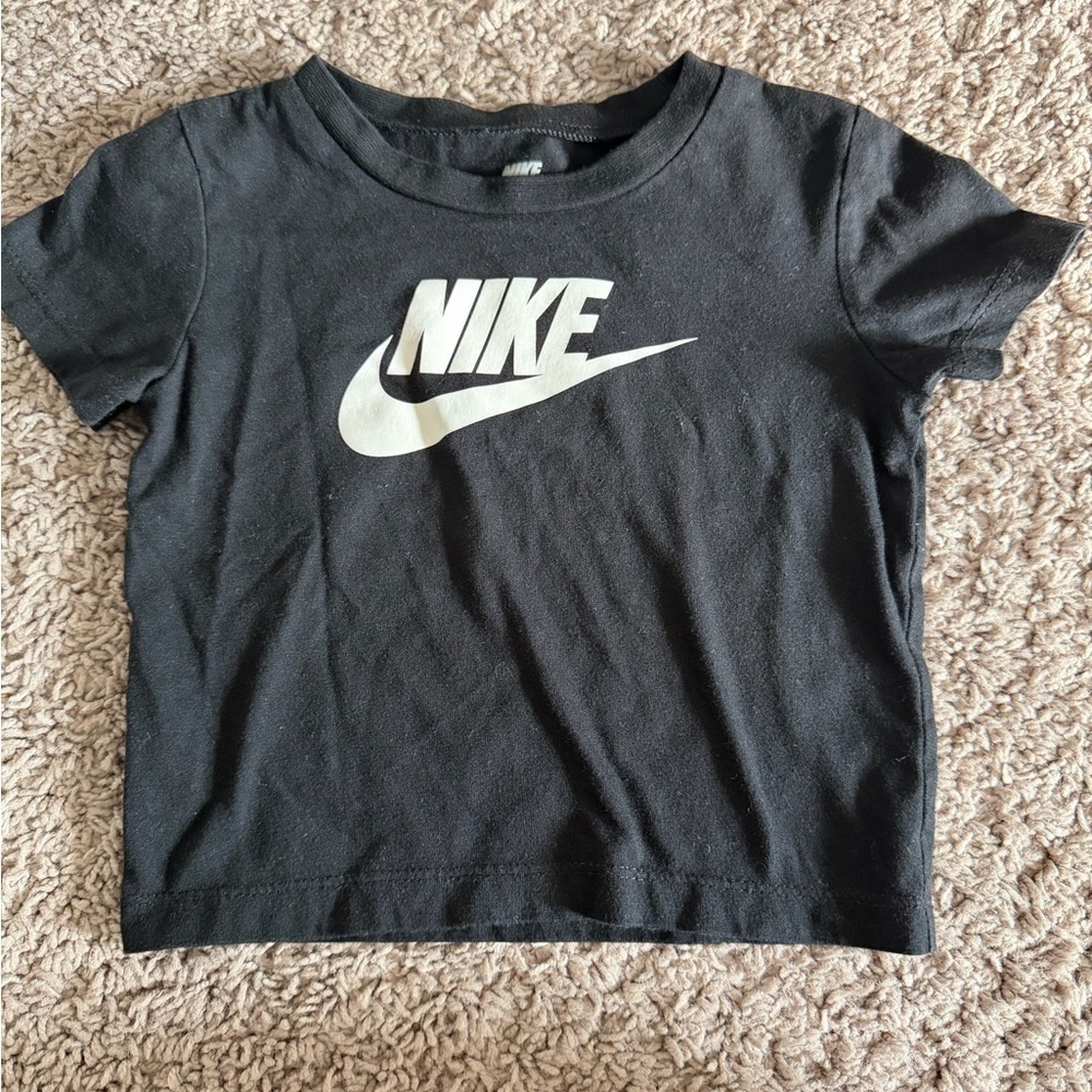 Preloved Nike Kids Black and White Logo Tee